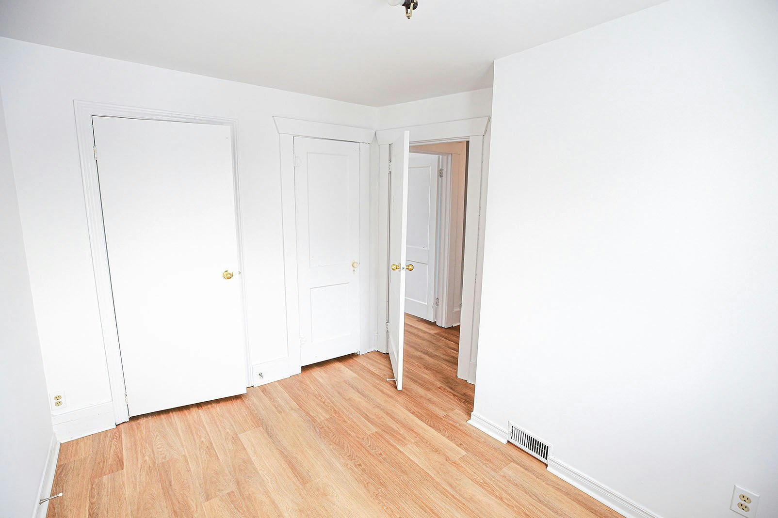 37 Duncan Street, Welland, ON - 11