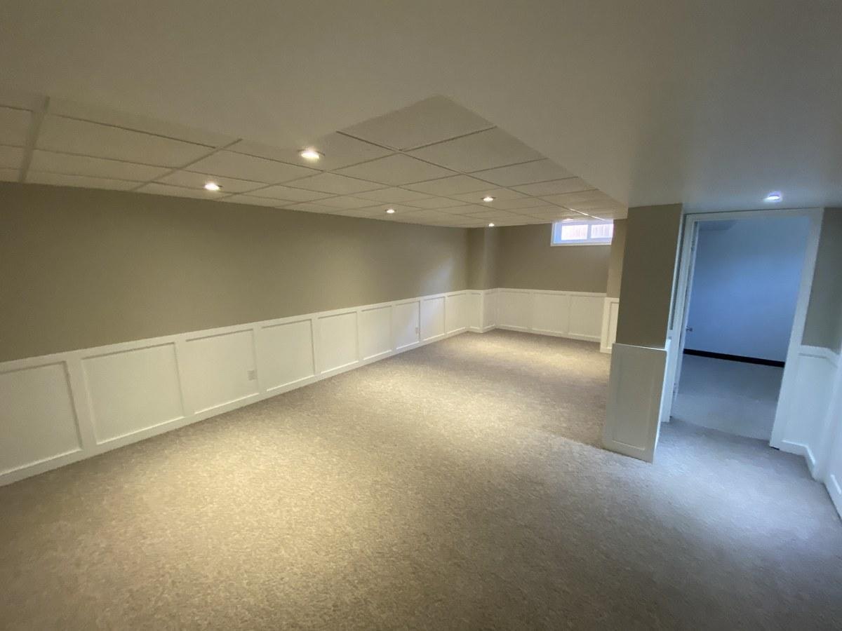 Front-7927 71 Avenue Northwest, Edmonton, AB, T6C 0B1 - 21