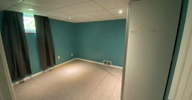 Front-7927 71 Avenue Northwest, Edmonton, AB, T6C 0B1 - 24