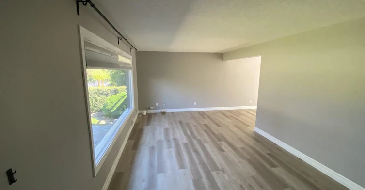Front-7927 71 Avenue Northwest, Edmonton, AB, T6C 0B1 - 12