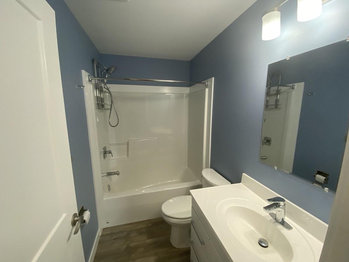Rear-7927 71 Avenue Northwest, Edmonton, AB, T6C 0B1 - 12