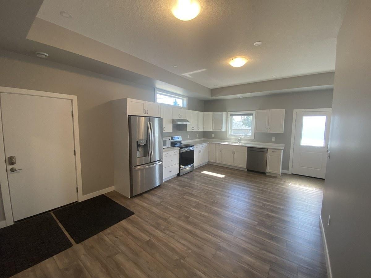 Rear-7927 71 Avenue Northwest, Edmonton, AB, T6C 0B1 - 4