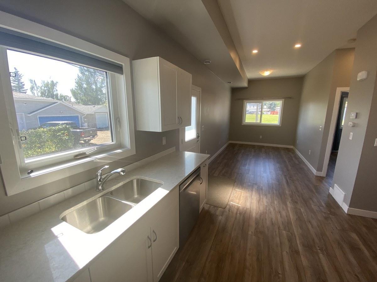 Rear-7927 71 Avenue Northwest, Edmonton, AB, T6C 0B1 - 7
