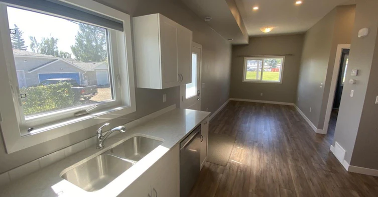 Rear-7927 71 Avenue Northwest, Edmonton, AB, T6C 0B1 - 7