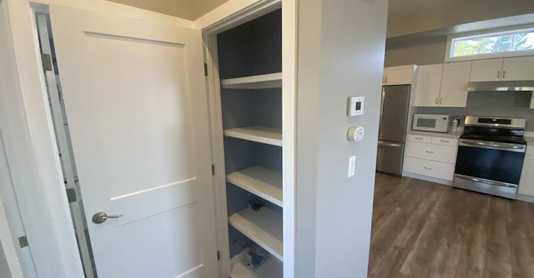 Rear-7927 71 Avenue Northwest, Edmonton, AB, T6C 0B1 - 11