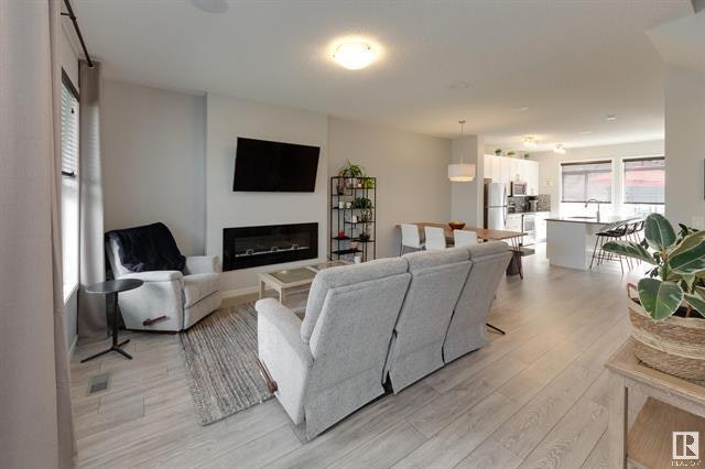2119 160 Street Southwest, Edmonton, AB, T6W 4E5 - 37