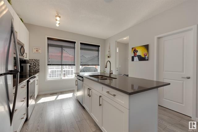 2119 160 Street Southwest, Edmonton, AB, T6W 4E5 - 8