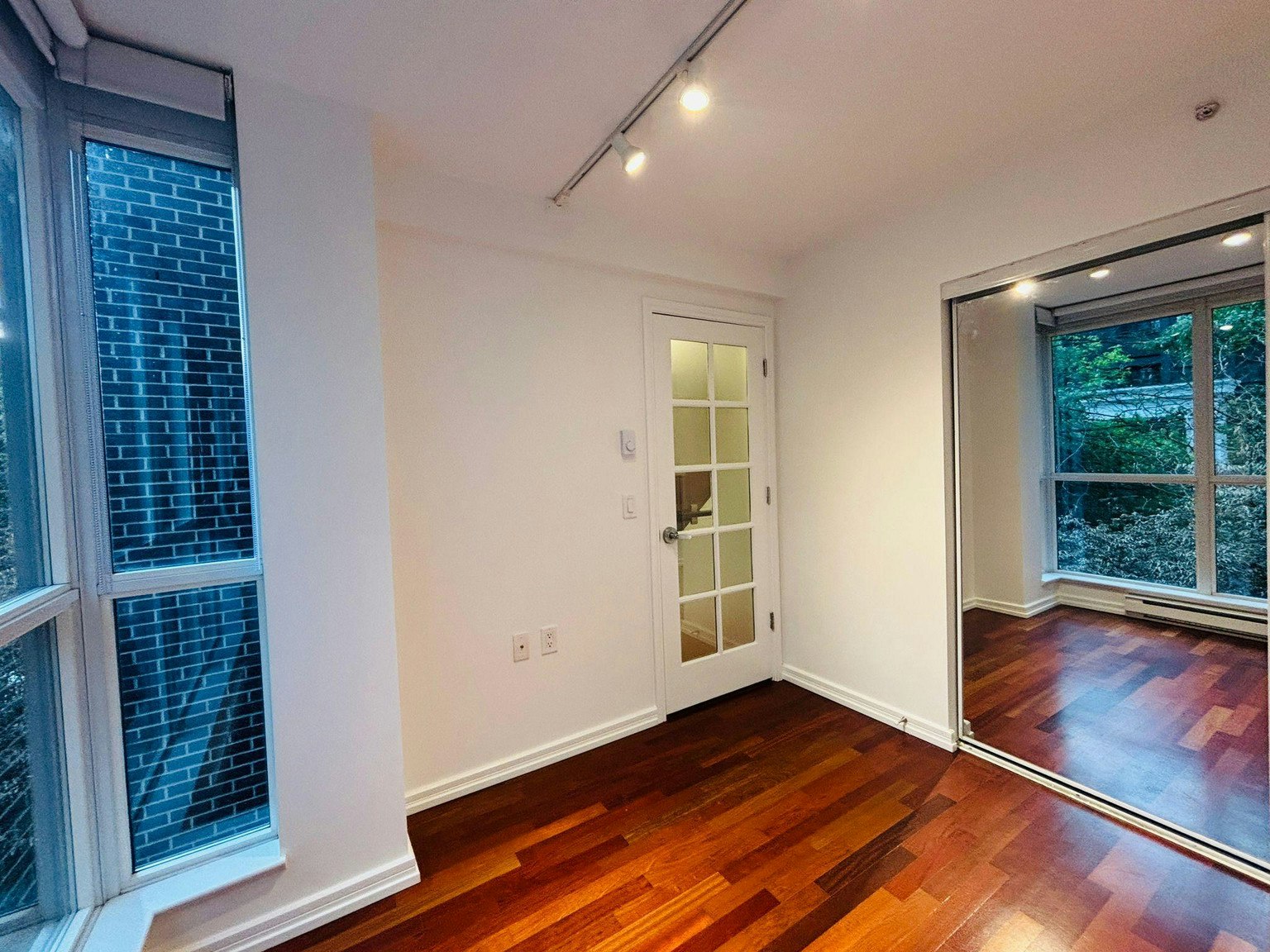 2 Beds-885 Helmcken Street, Vancouver, BC, V6Z 1B1 - 32