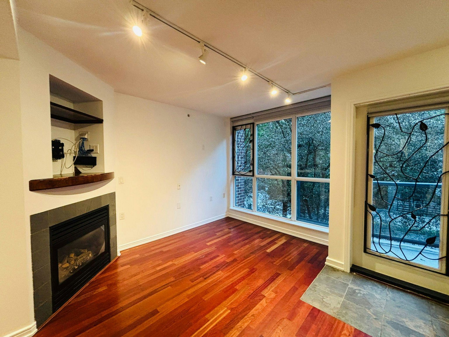 2 Beds-885 Helmcken Street, Vancouver, BC, V6Z 1B1 - 18