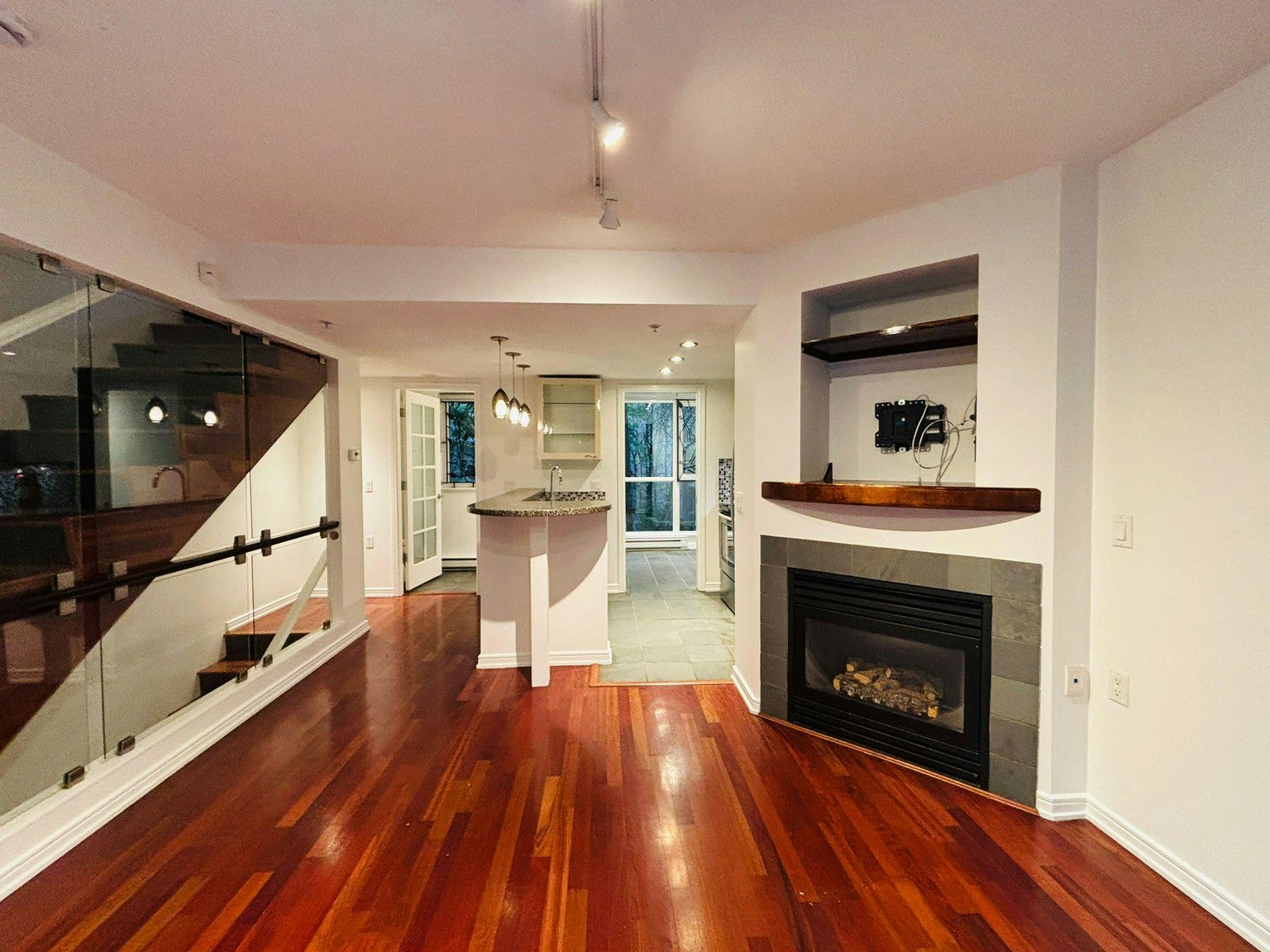 2 Beds-885 Helmcken Street, Vancouver, BC, V6Z 1B1 - 20