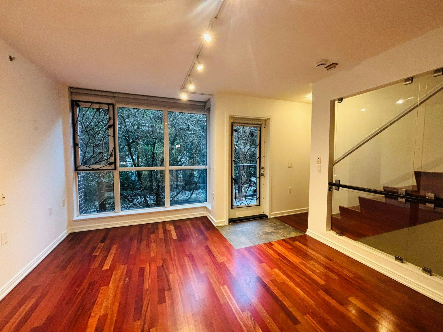 2 Beds-885 Helmcken Street, Vancouver, BC, V6Z 1B1 - 17