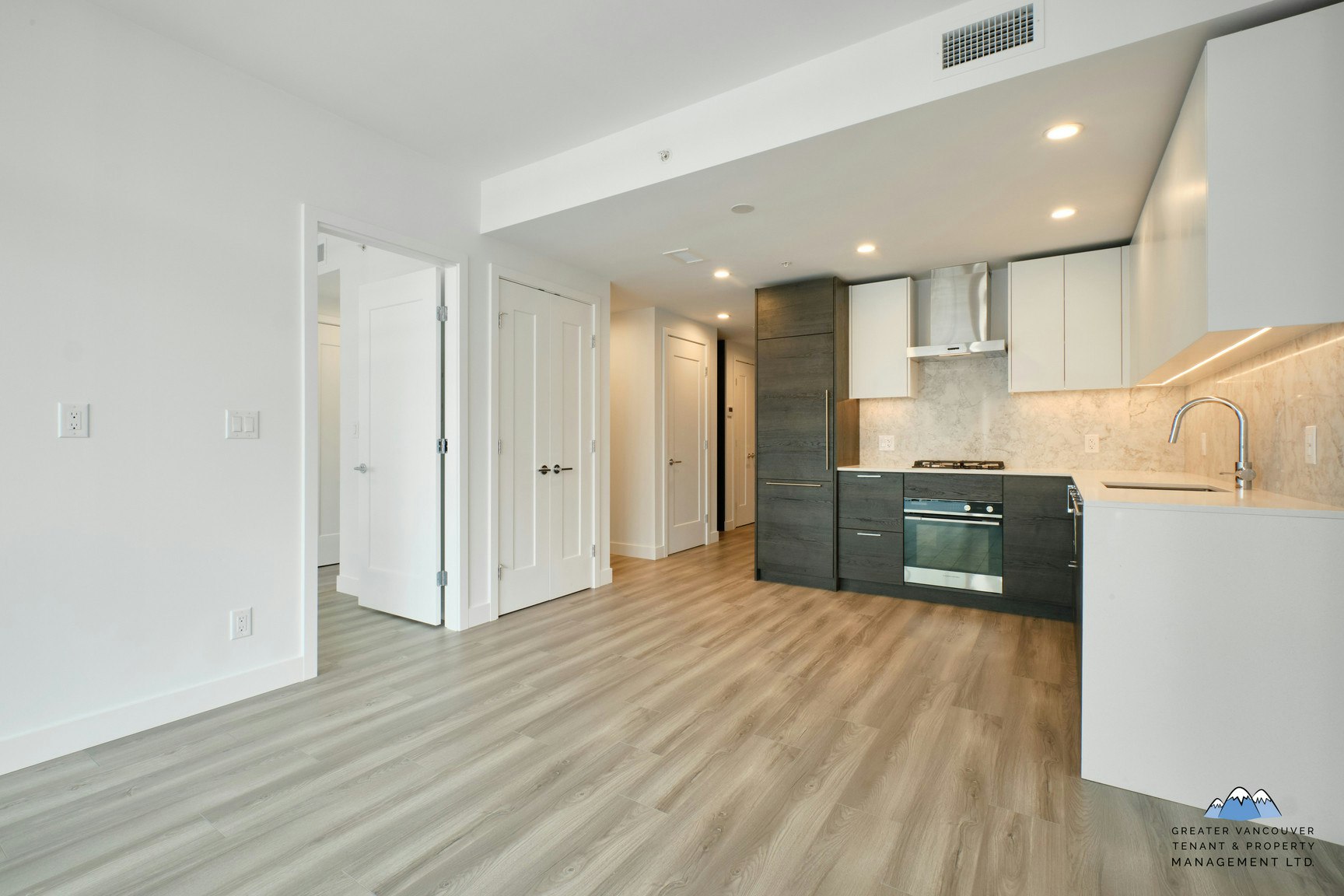 2381 Beta Avenue, Burnaby, BC, V5C 0P7 - 5