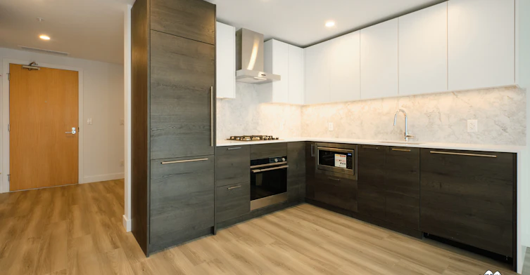 2381 Beta Avenue, Burnaby, BC, V5C 0P7 - 4