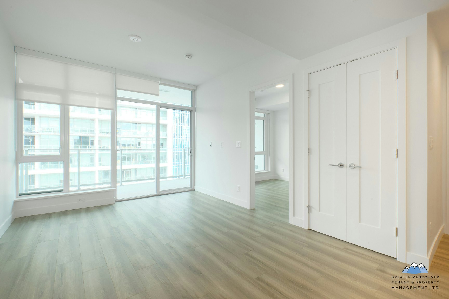 2381 Beta Avenue, Burnaby, BC, V5C 0P7 - 9