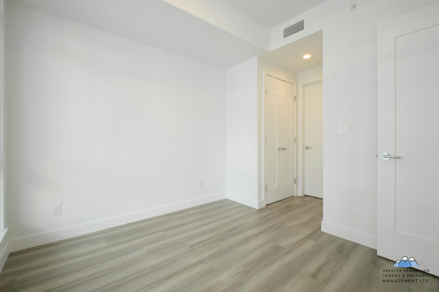 2381 Beta Avenue, Burnaby, BC, V5C 0P7 - 10
