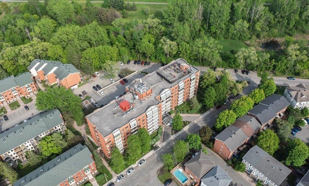 613-225 Alvin Road, Ottawa, ON, K1K 2T9 - 2