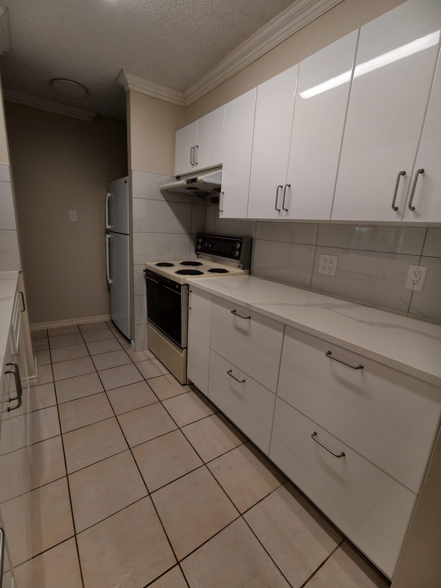 4165 Maywood Street, Burnaby, BC, V5H 4E3 - 3
