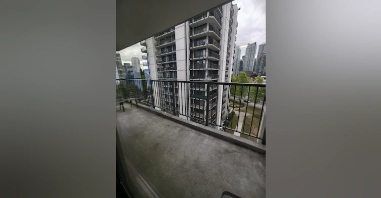 4165 Maywood Street, Burnaby, BC, V5H 4E3 - 11