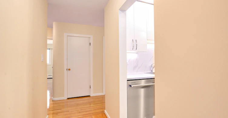 4326 West 10th Avenue, Vancouver, BC, V6R 2L9 - 19