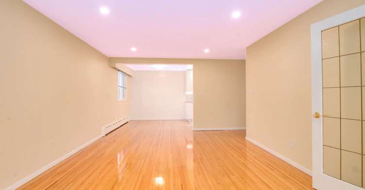 4326 West 10th Avenue, Vancouver, BC, V6R 2L9 - 8