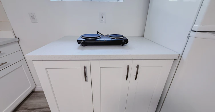 Lower B-32 Avenue Northwestlower B, Calgary, AB, T2M 2P9 - 4