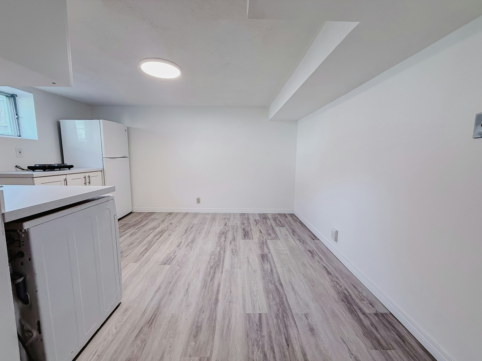 Lower B-32 Avenue Northwestlower B, Calgary, AB, T2M 2P9 - 8