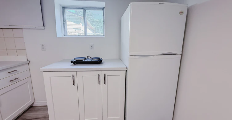 Lower B-32 Avenue Northwestlower B, Calgary, AB, T2M 2P9 - 6