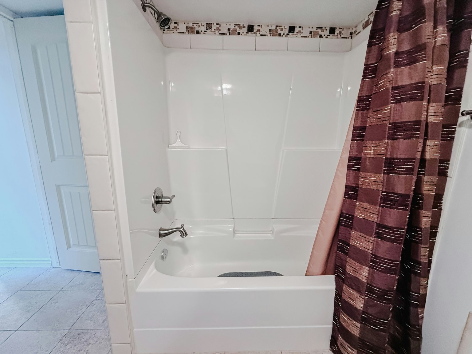 Lower C-424 32 Avenue Northwest, Calgary, AB, T2M 2P9 - 15