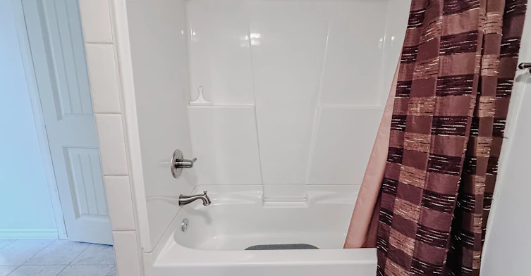 Lower C-424 32 Avenue Northwest, Calgary, AB, T2M 2P9 - 15