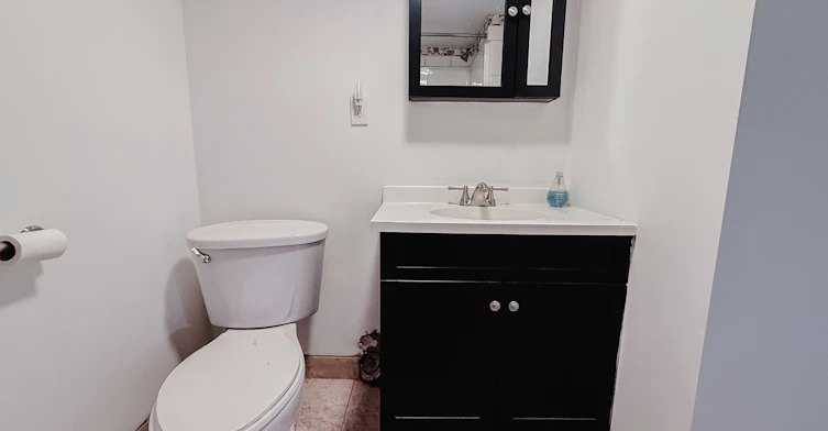Lower C-424 32 Avenue Northwest, Calgary, AB, T2M 2P9 - 14