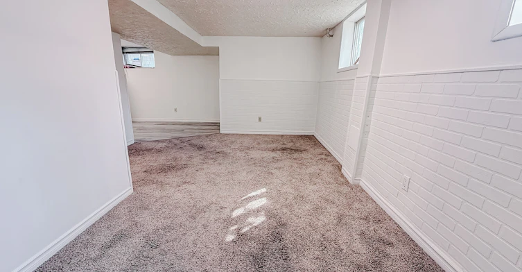 Lower C-424 32 Avenue Northwest, Calgary, AB, T2M 2P9 - 7