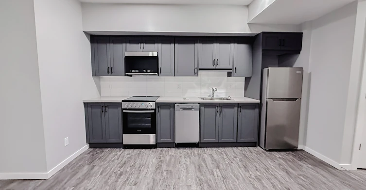 Lower-31 Legacy Passage Southeast, Calgary, AB, T2X 5L5 - 2