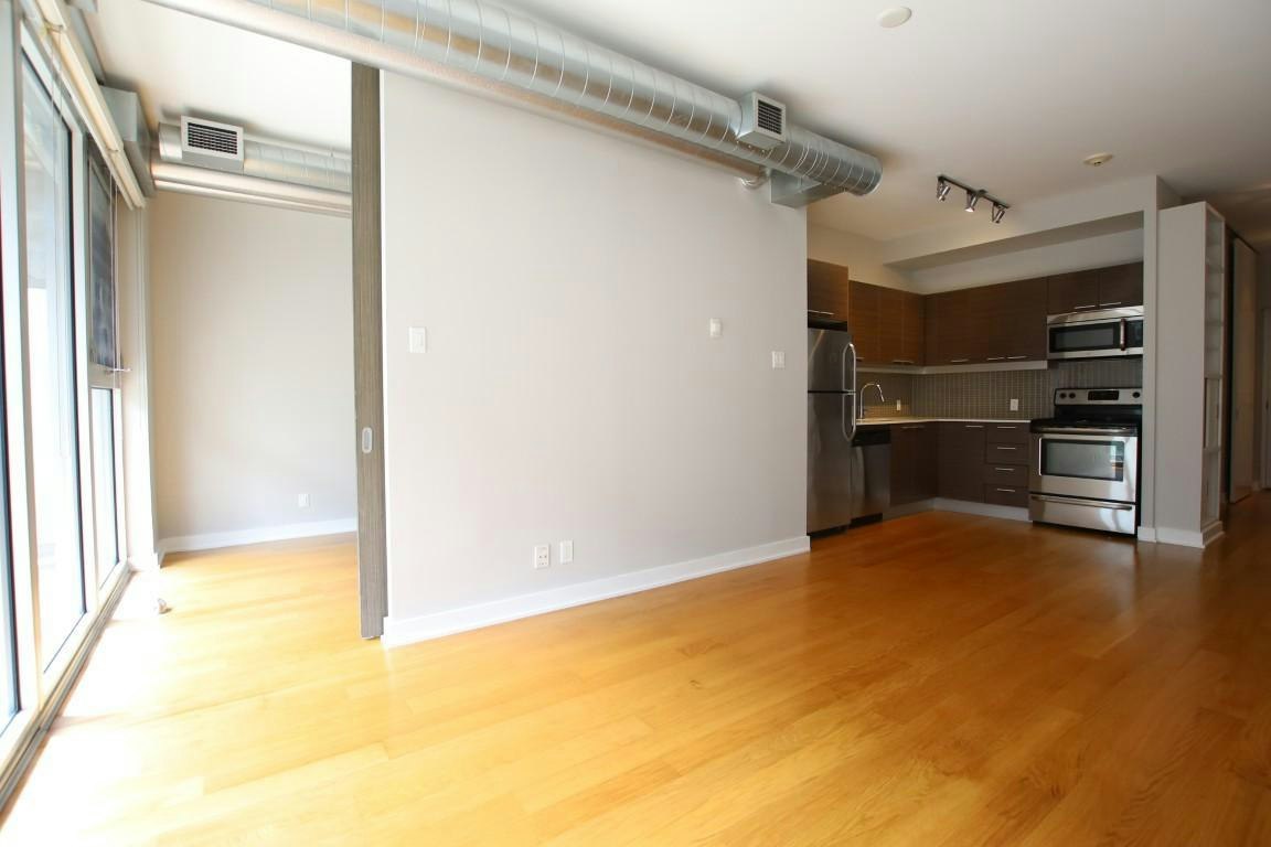 318-354 Gladstone Avenue, Ottawa, ON, K2P 0R4 - 4