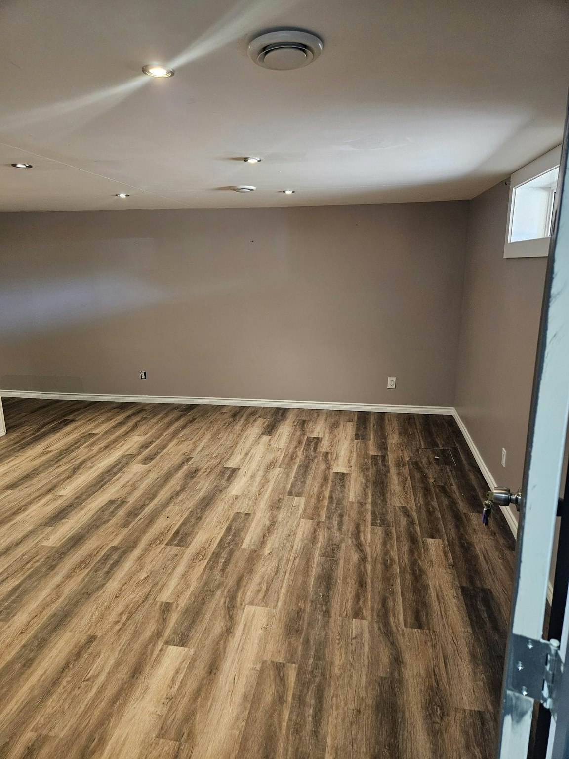 404 Saint John Street, Regina, SK, S4R 1R3 - 3