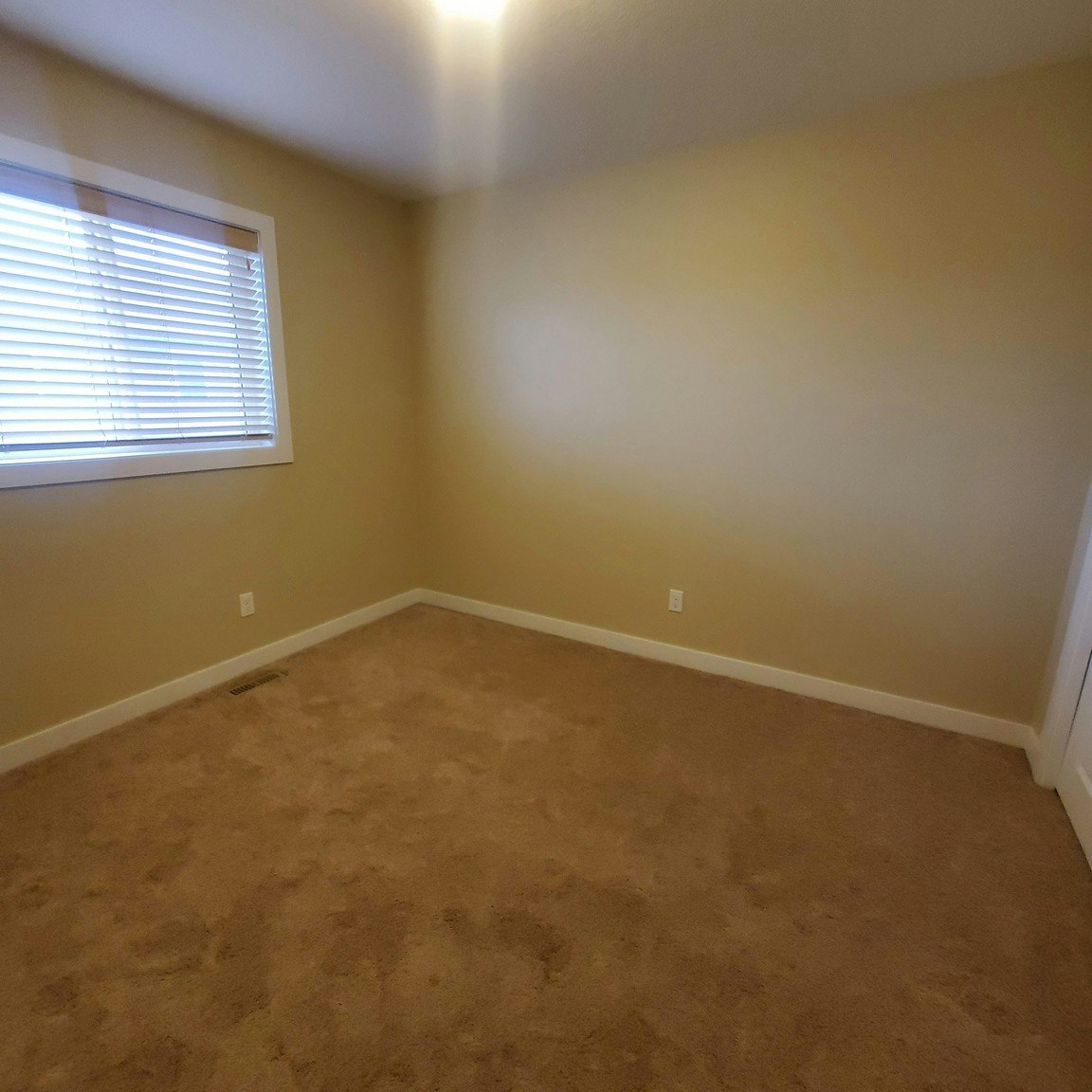 9201 92a Street, Grande Prairie, AB, T8V 4G3 - 12
