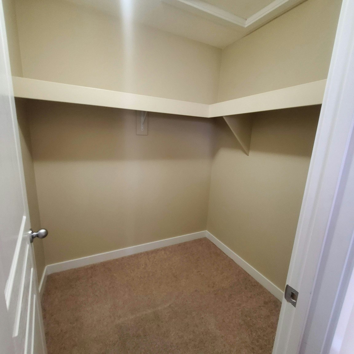 9201 92a Street, Grande Prairie, AB, T8V 4G3 - 9