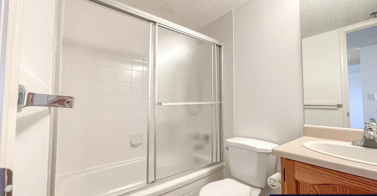 804-2011 University Drive Northwest, Calgary, AB, T2N 4T4 - 11