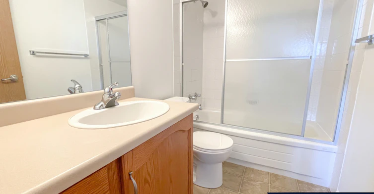 804-2011 University Drive Northwest, Calgary, AB, T2N 4T4 - 18