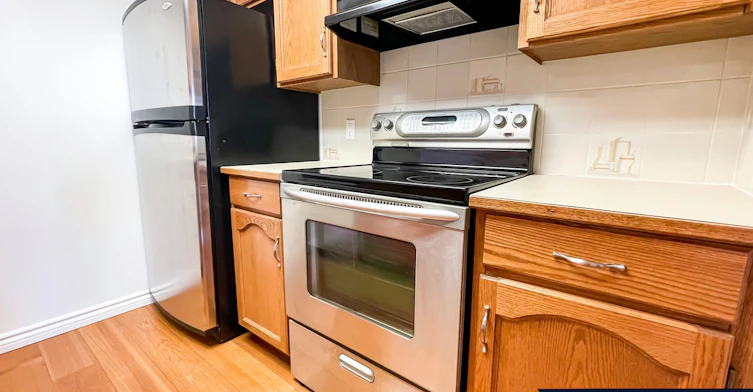 804-2011 University Drive Northwest, Calgary, AB, T2N 4T4 - 5