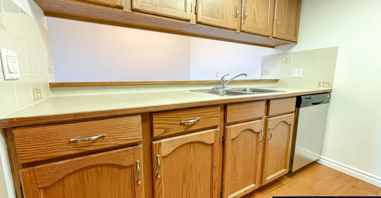 804-2011 University Drive Northwest, Calgary, AB, T2N 4T4 - 3