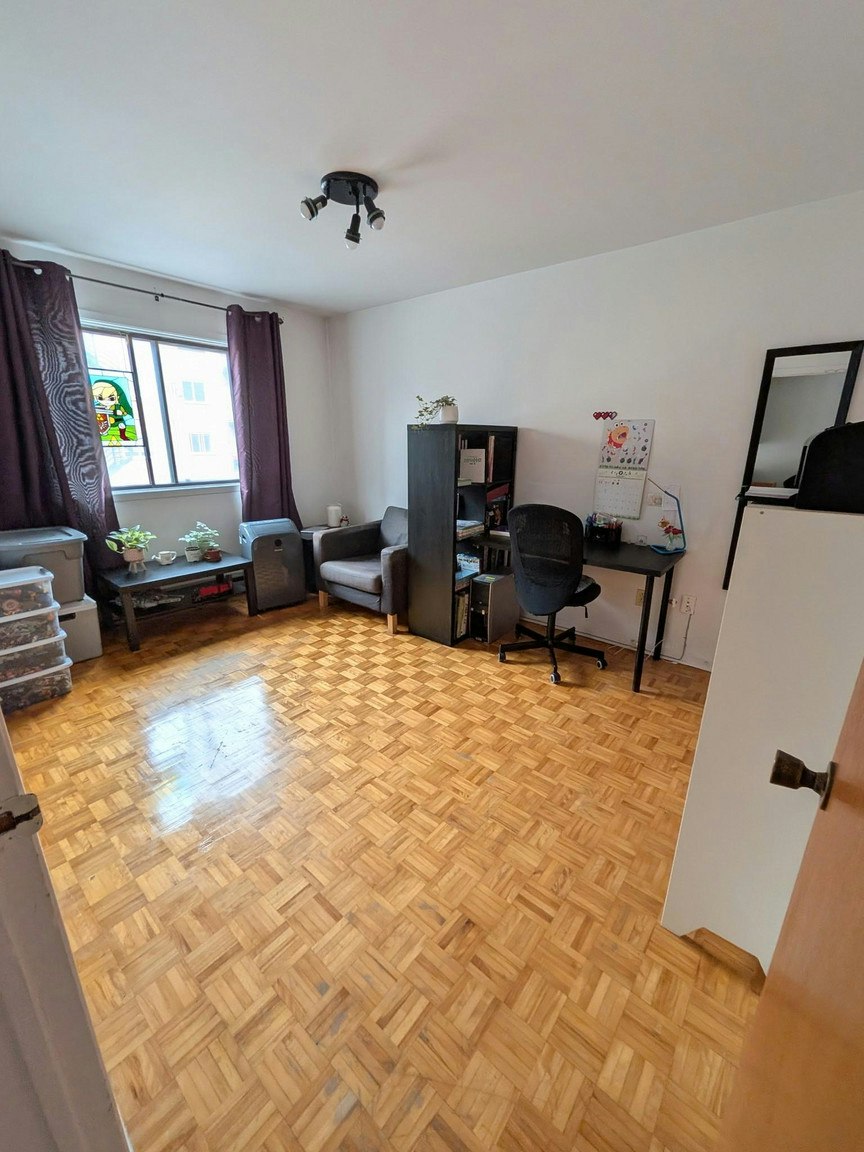 3-4685 Henri Deslongchamps Rue, Montréal, QC, H1X 3H6 - 6