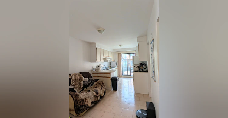 3-4685 Henri Deslongchamps Rue, Montréal, QC, H1X 3H6