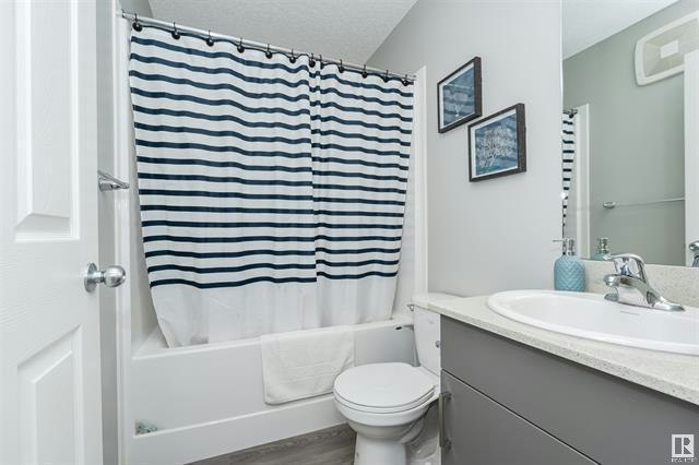 15639 18 Avenue Southwest, Edmonton, AB, T6W 5C2 - 5