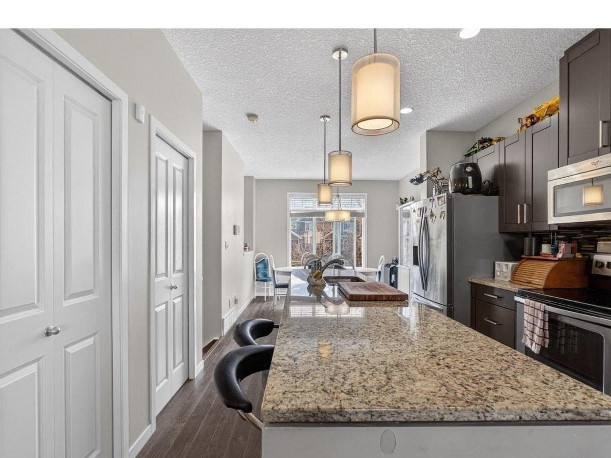 60-320 Secord Boulevard Northwest, Edmonton, AB, T5T 7E8 - 3