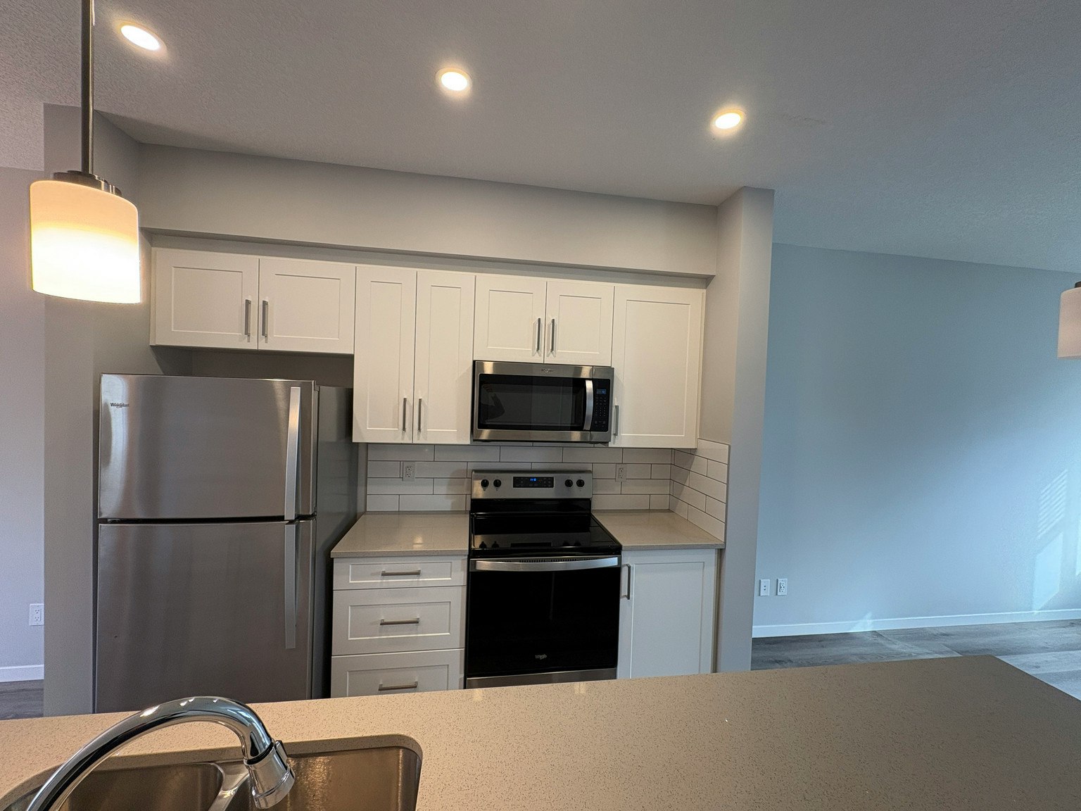 60-320 Secord Boulevard Northwest, Edmonton, AB, T5T 7E8 5