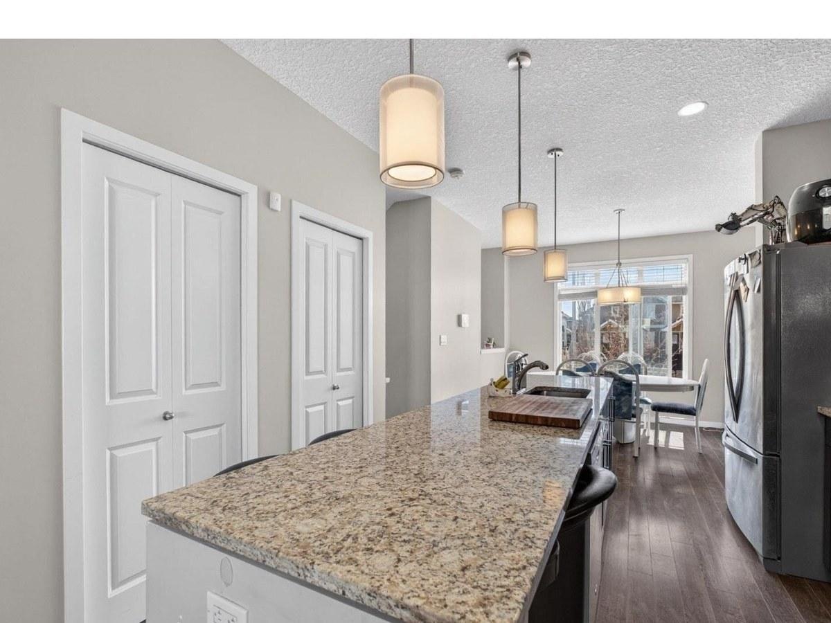 60-320 Secord Boulevard Northwest, Edmonton, AB, T5T 7E8 - 4