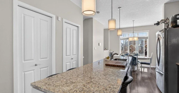 60-320 Secord Boulevard Northwest, Edmonton, AB, T5T 7E8 - 4