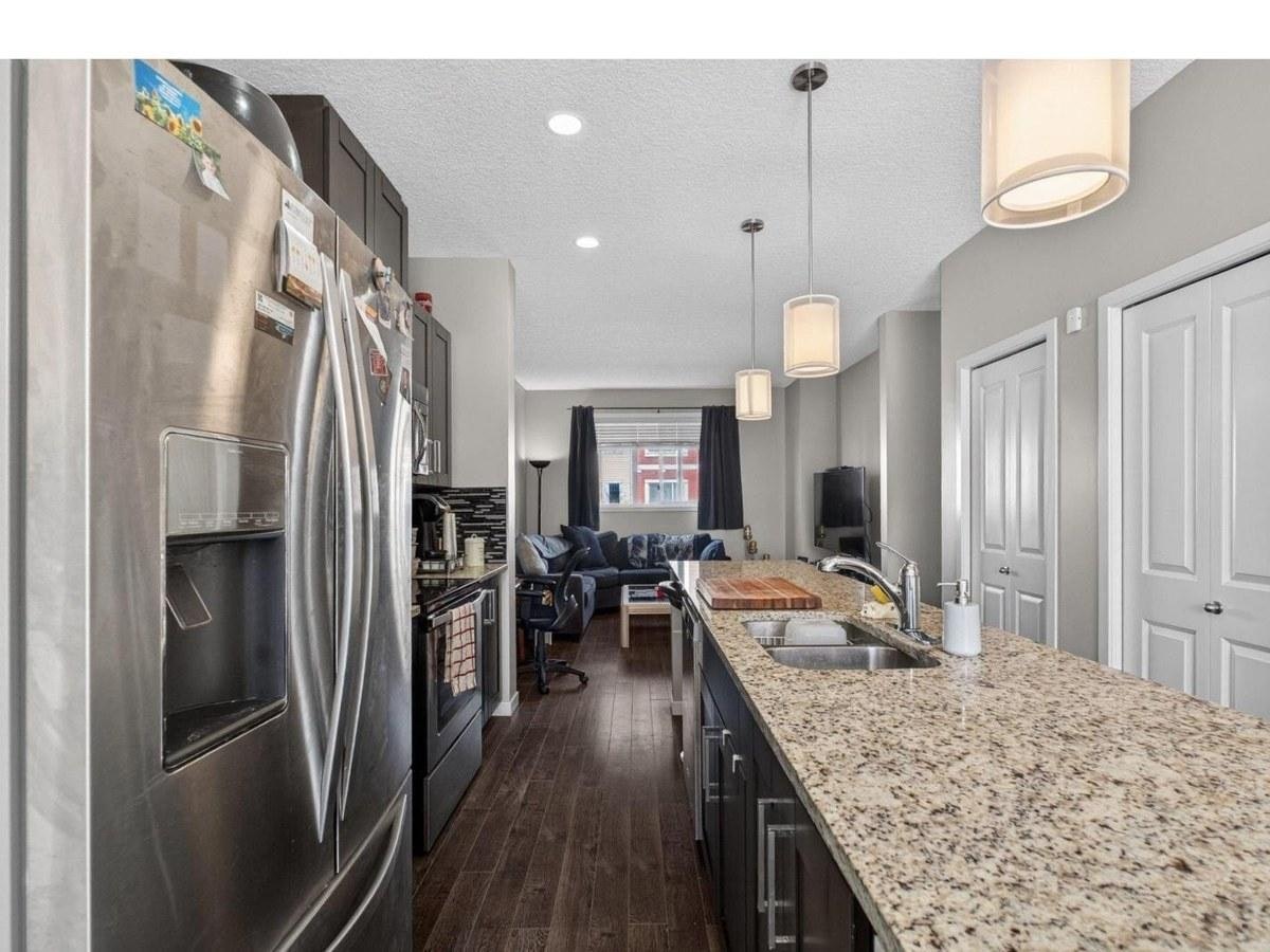 60-320 Secord Boulevard Northwest, Edmonton, AB, T5T 7E8