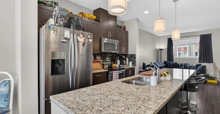 60-320 Secord Boulevard Northwest, Edmonton, AB, T5T 7E8 - 2