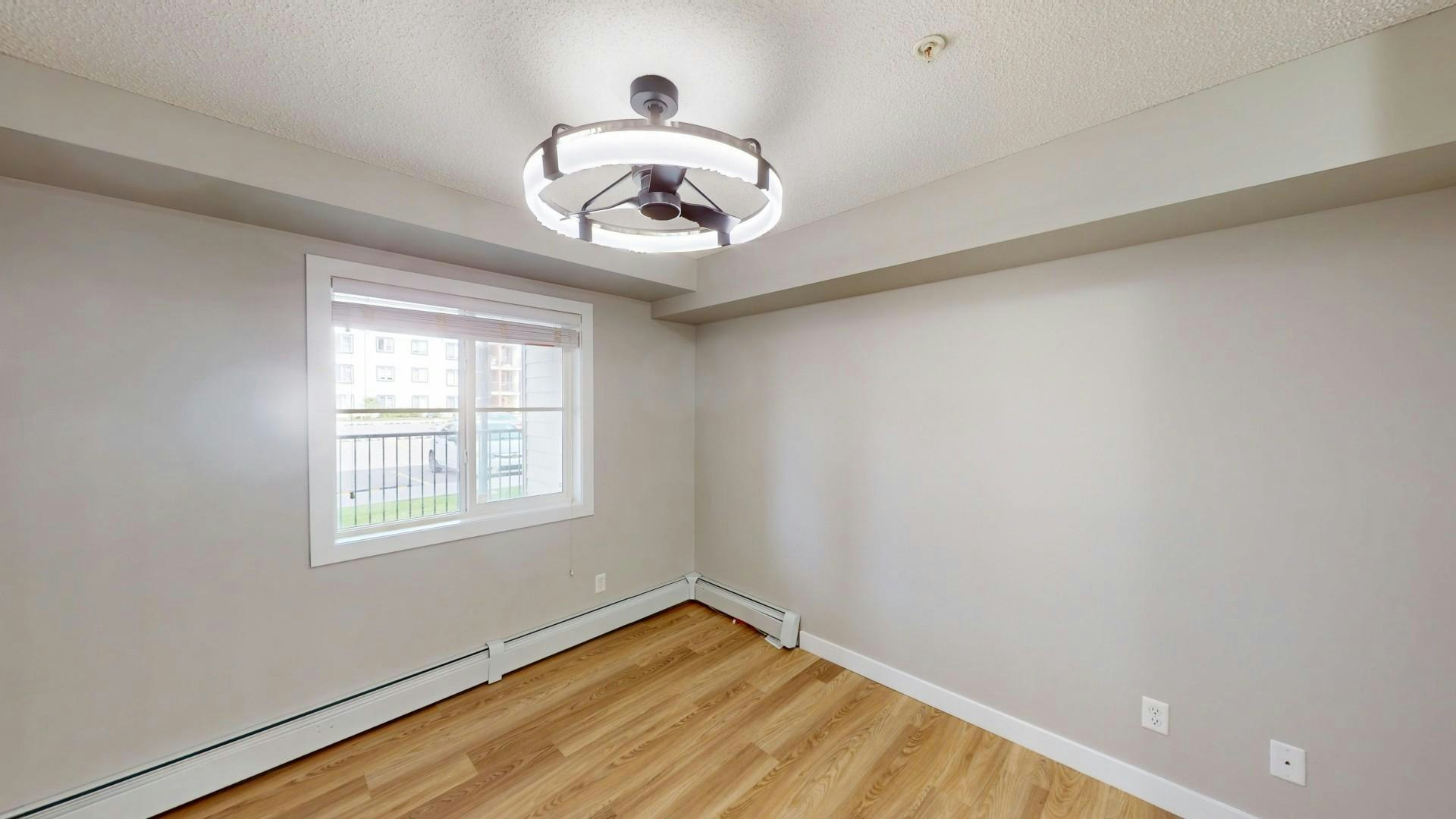 81 Legacy Boulevard Southeast, Calgary, AB, T2X 2B9 - 13